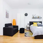 Studio Pradnik Bialy Krakow By Renters